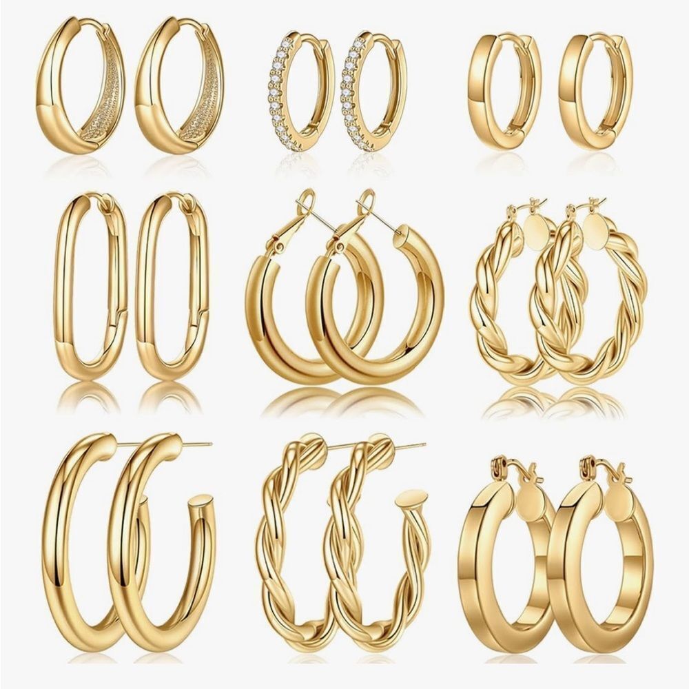 Elegant Gold Hoop Earrings Set
